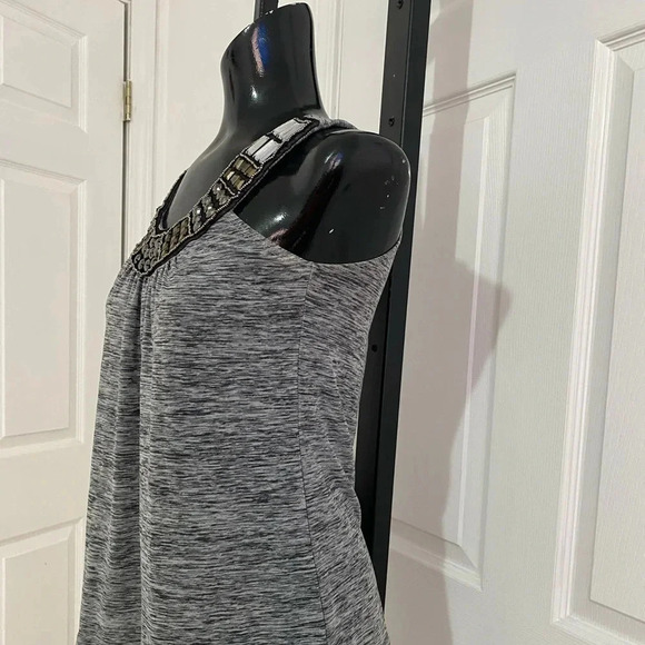 IZ Byer Embellished Neck Tank Top size XS - Picture 4 of 8
